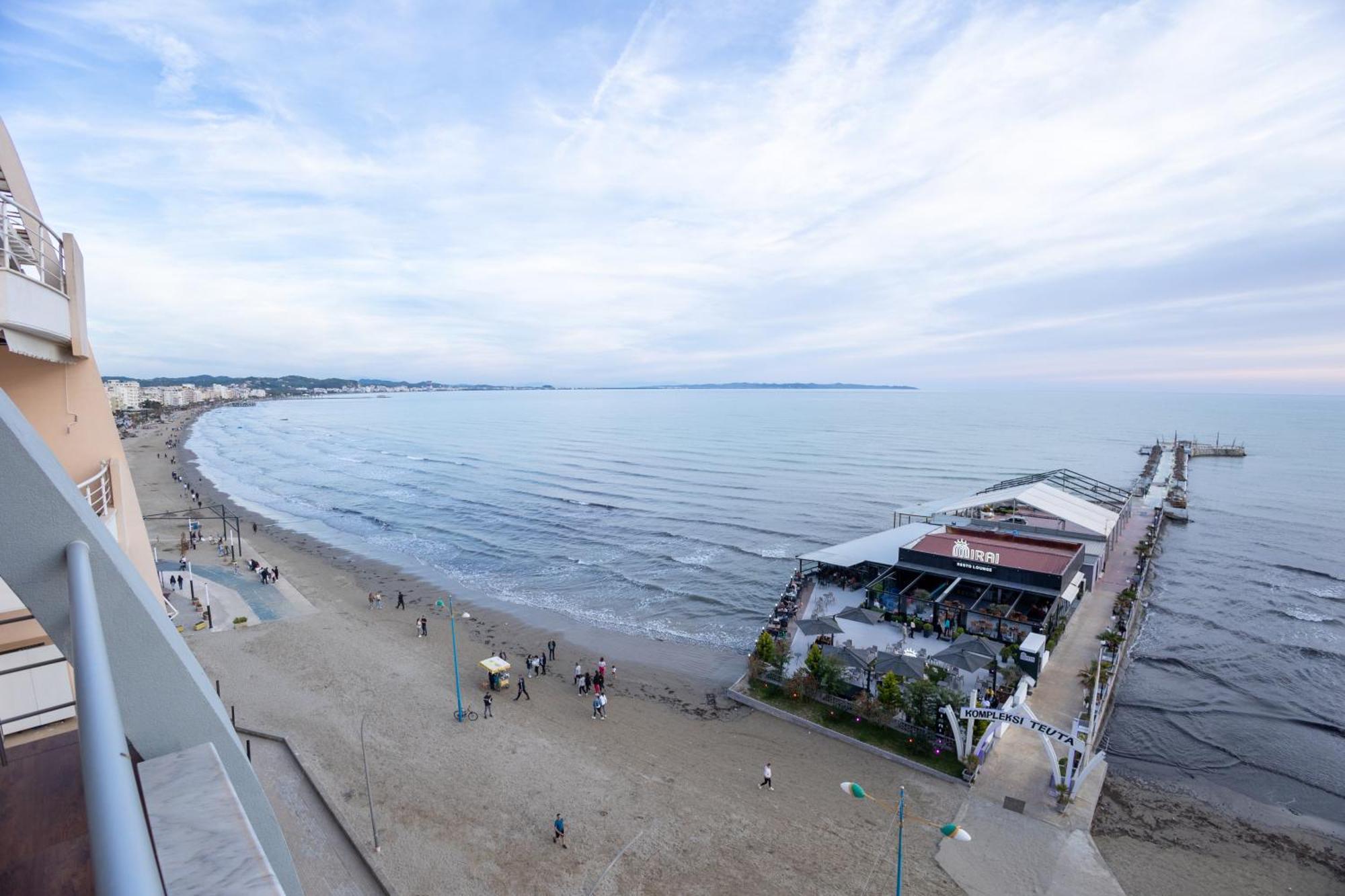 Hotel Klebrido Durrës Exteriör bild