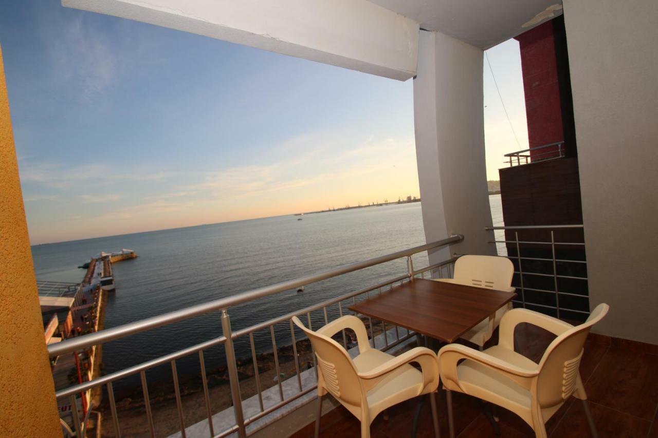 Hotel Klebrido Durrës Exteriör bild