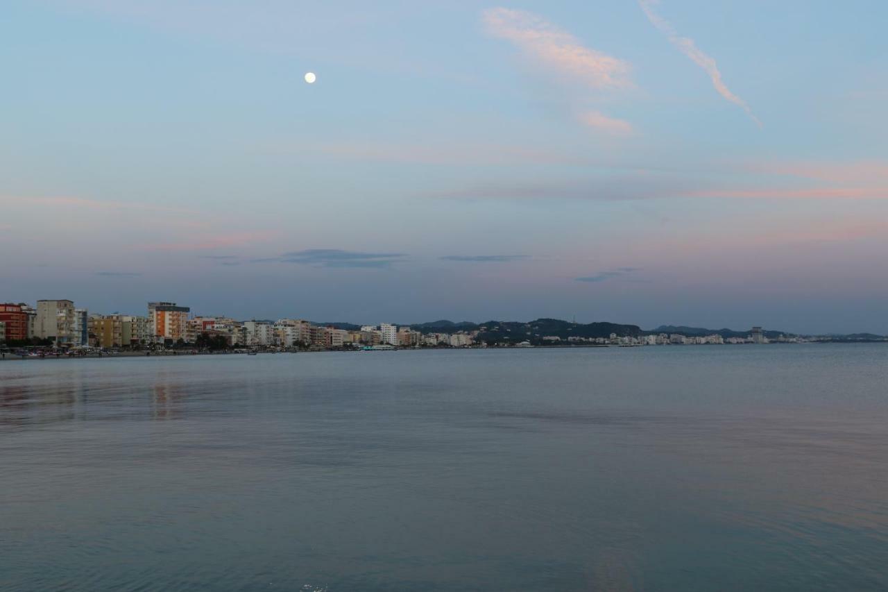 Hotel Klebrido Durrës Exteriör bild